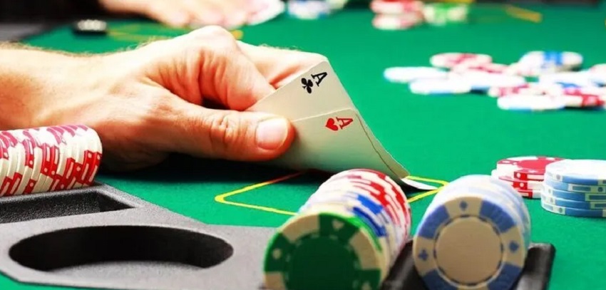 Cac hinh thuc Bluff Poker